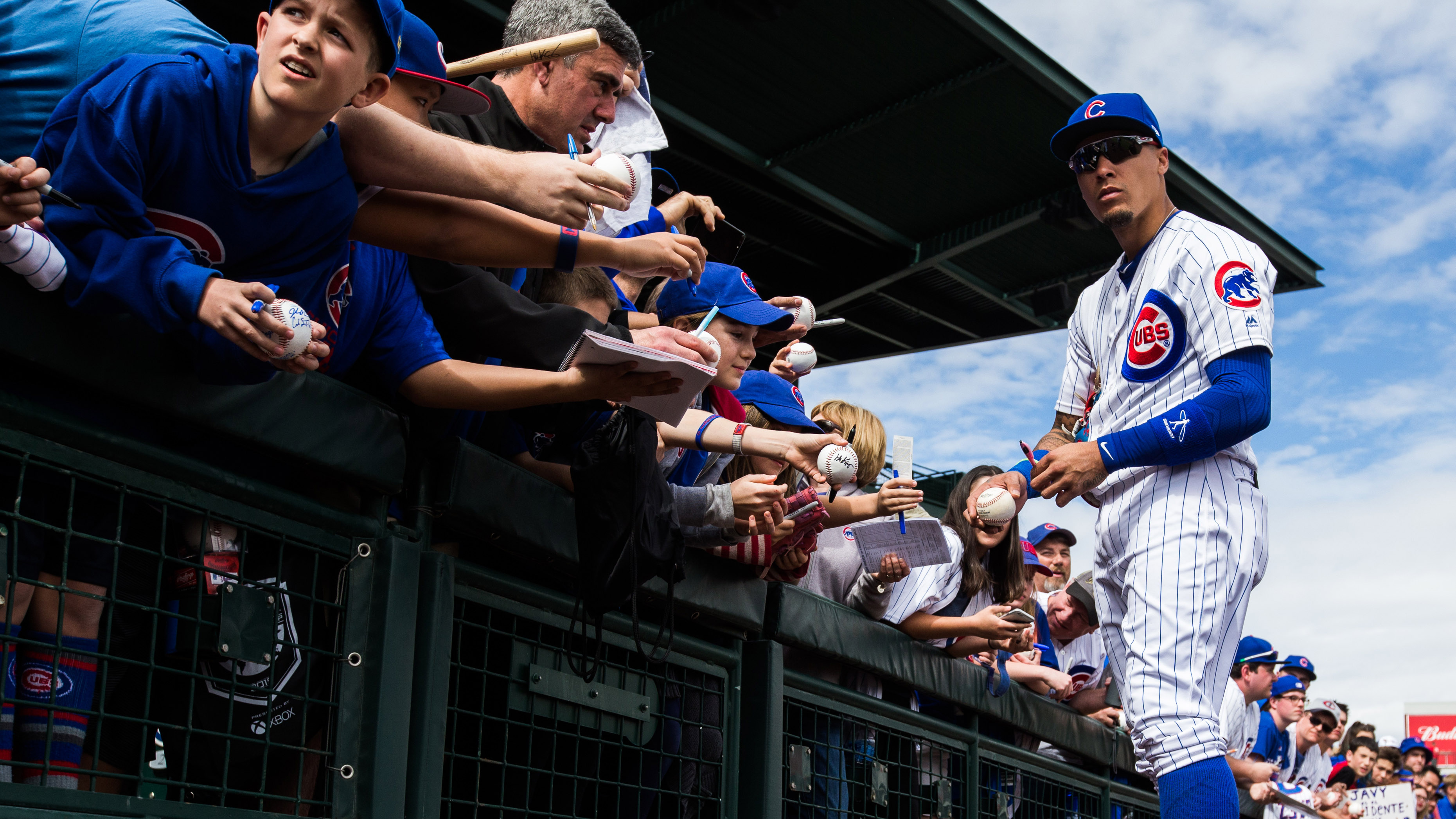 MLB suspende a manager de Mets por intentar pelotazo